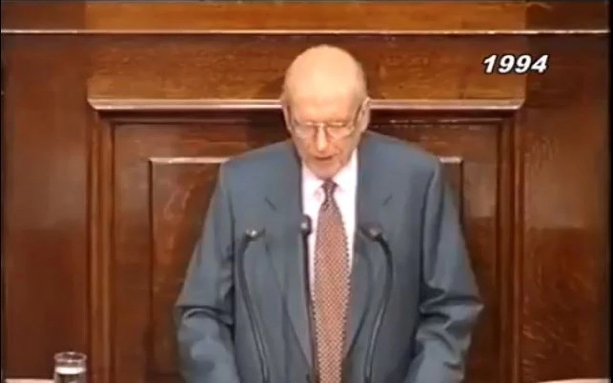 Aλέξη δες – Α. Παπανδρέου: Ούτε «Μακεδονία» ούτε παράγωγα της λέξης για τα Σκόπια – Βίντεο